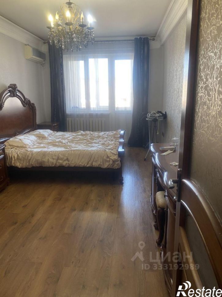 3-комн квартира ул Амет-хан Султана, 34,  д. 34