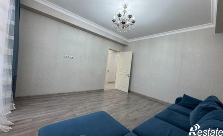 2-комн квартира пр-кт Акулиничева, 1,  д. 1