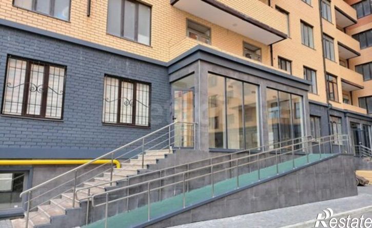 4-комн квартира проспект Акулиничева, 33А