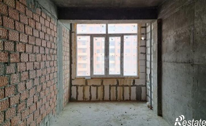 4-комн квартира проспект Акулиничева, 33А