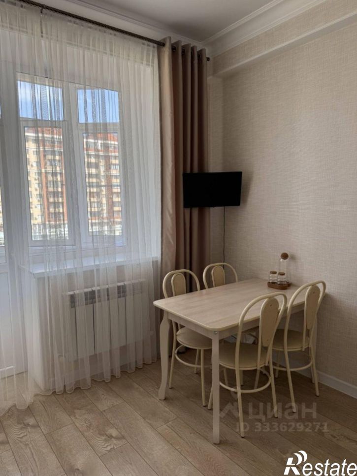 2-комн квартира проспект М. Омарова, 5,  д. 5