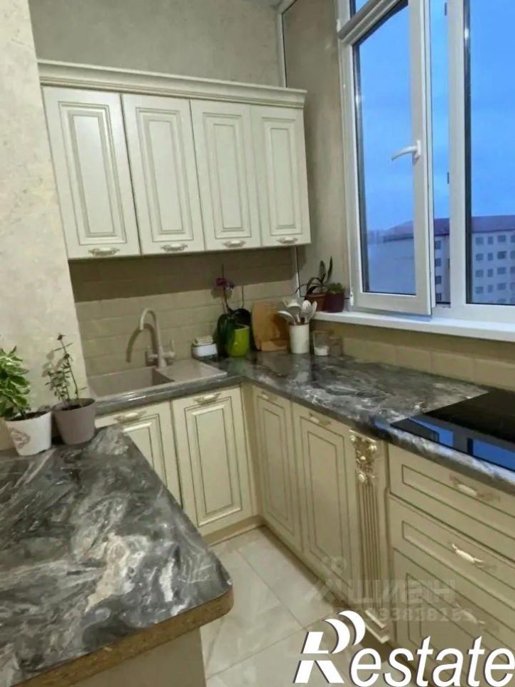 1-комн квартира проспект М. Омарова, 12,  д. 12