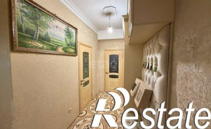 2-комн квартира проспект М. Омарова, 20,  д. 20