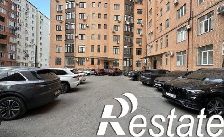 2-комн квартира улица Магомедали Магомеджанова, 4А,  д. 4А