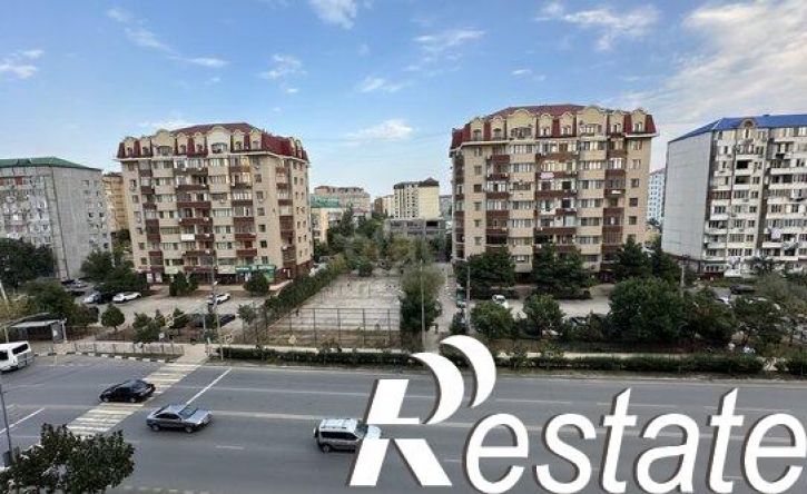 2-комн квартира улица Магомедали Магомеджанова, 4А,  д. 4А