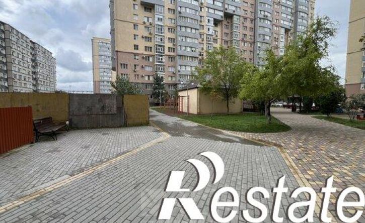 3-комн квартира Молодёжная улица, 4,  д. 4